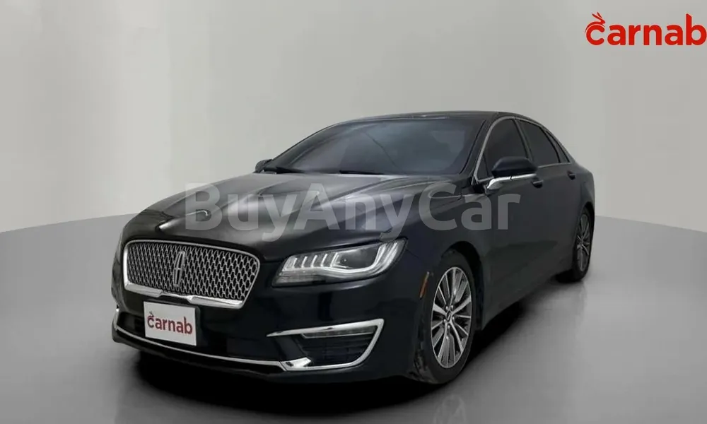 Vehicle photo 7