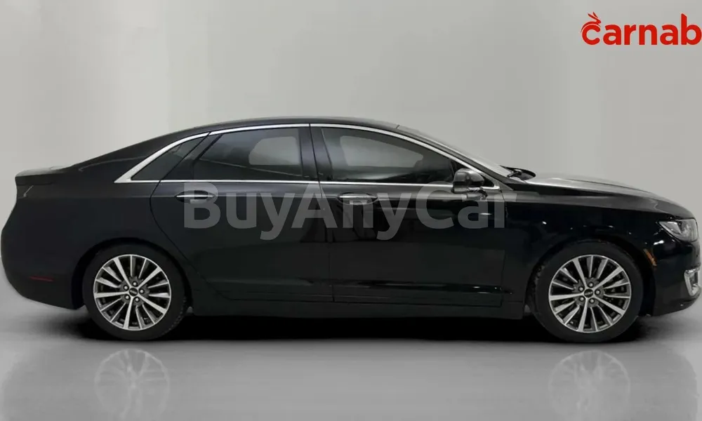 Vehicle photo 3