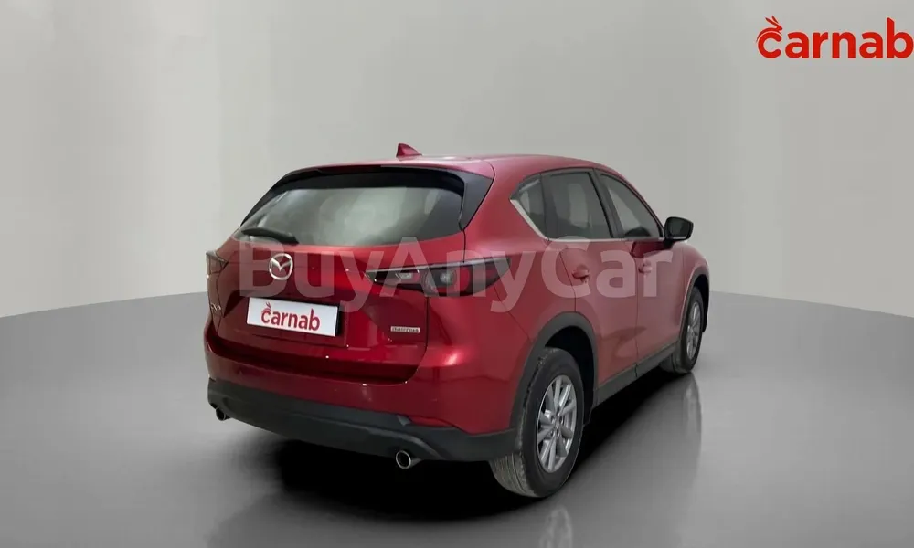 Vehicle photo 9