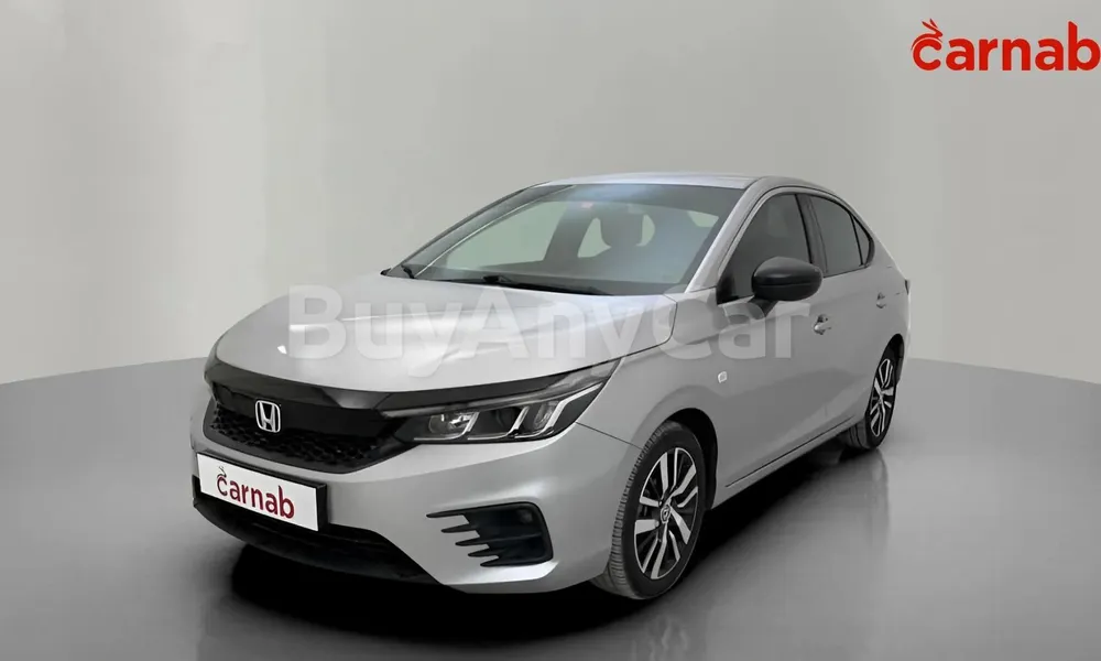 Vehicle photo 10