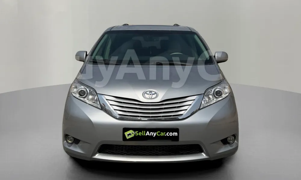 Vehicle photo 1