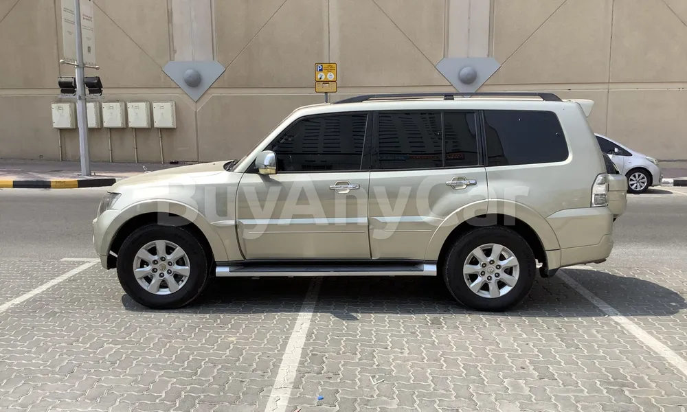 Vehicle photo 5