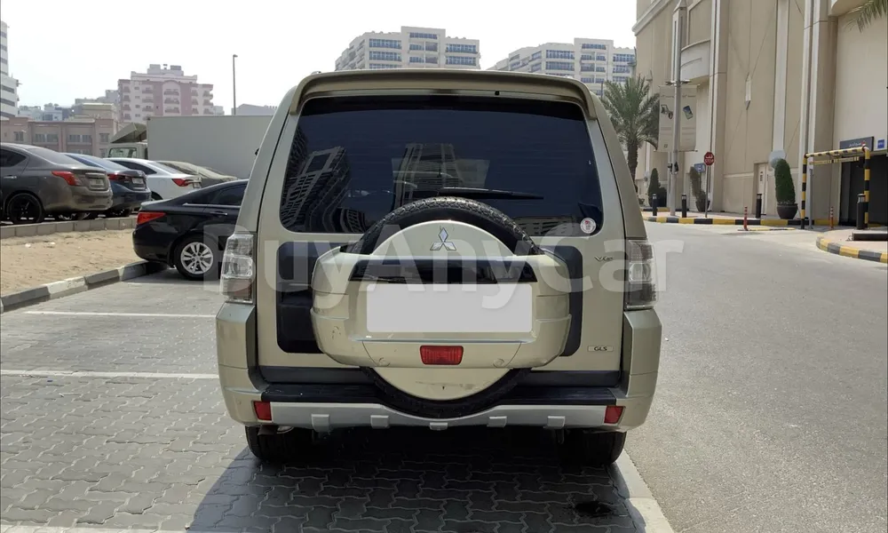 Vehicle photo 3