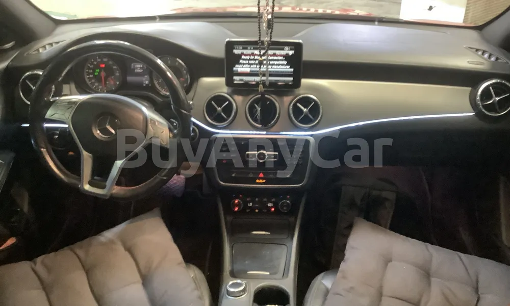 Vehicle photo 9