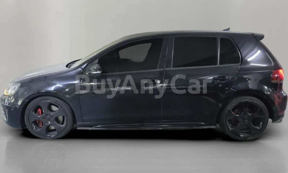 Vehicle photo 4
