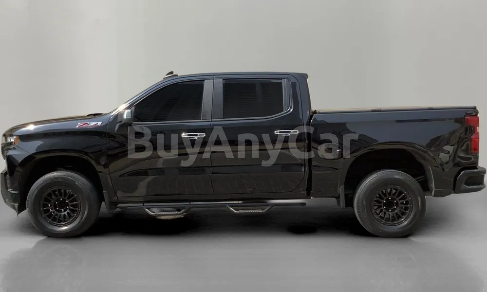 Vehicle photo 4