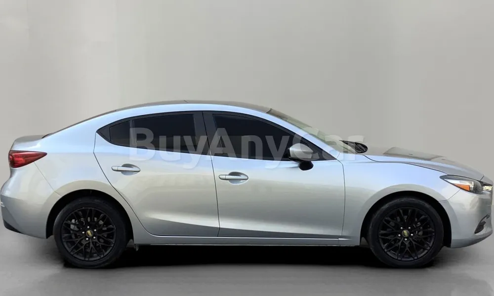 Vehicle photo 3