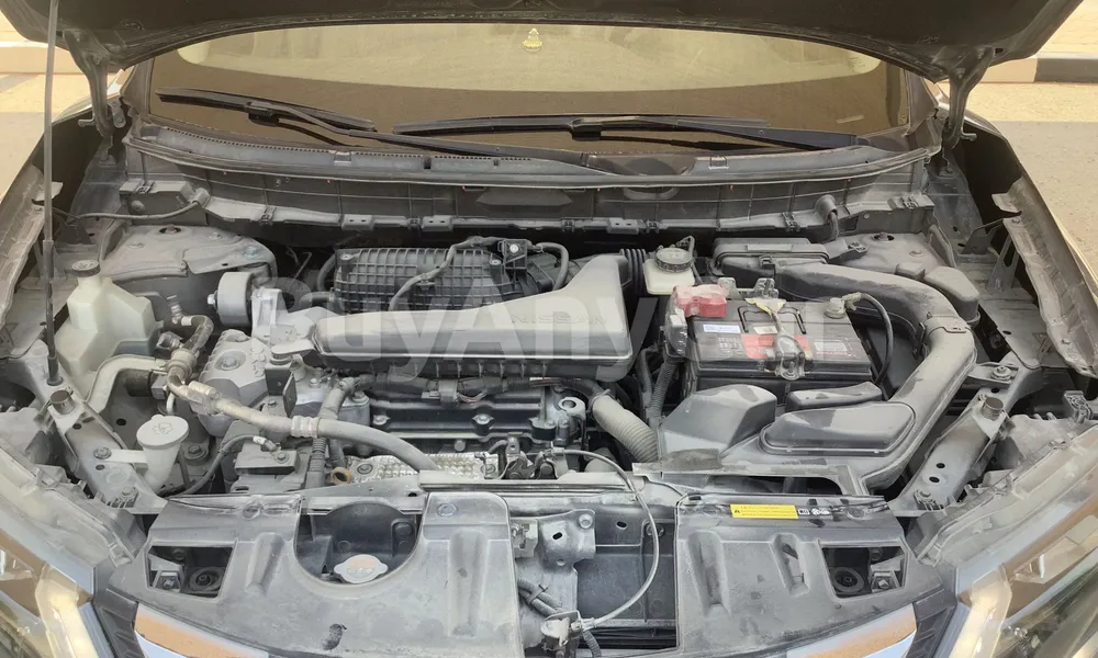 Vehicle photo 9