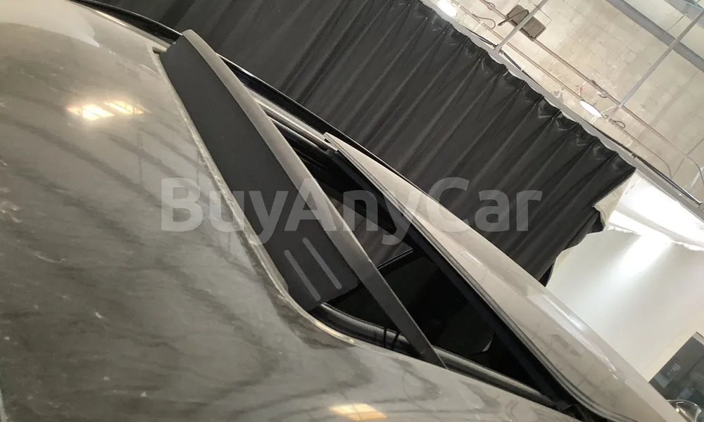 Vehicle photo 5