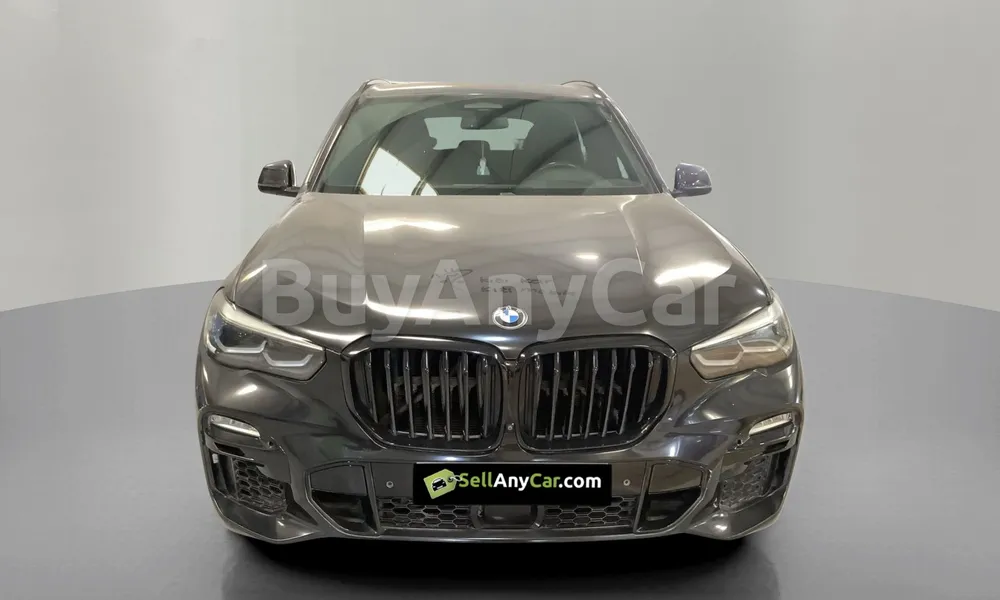 Vehicle photo 1