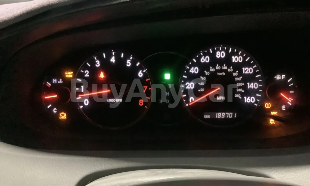 Vehicle photo 7