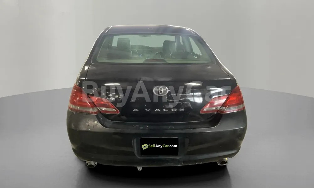 Vehicle photo 2
