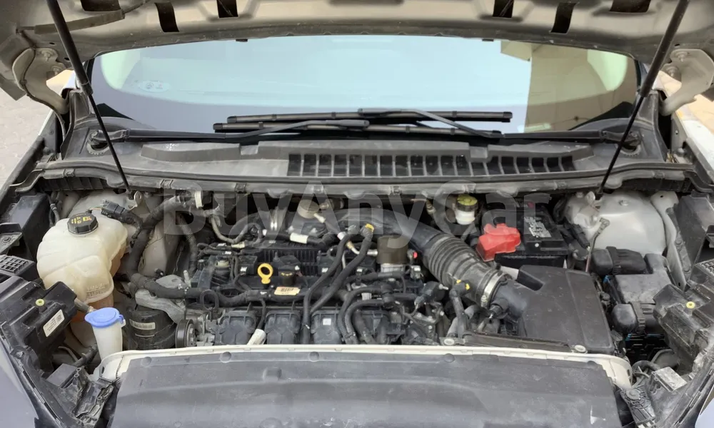 Vehicle photo 6