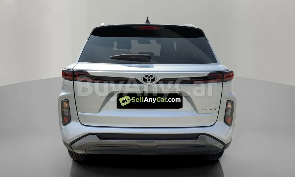 Vehicle photo 2