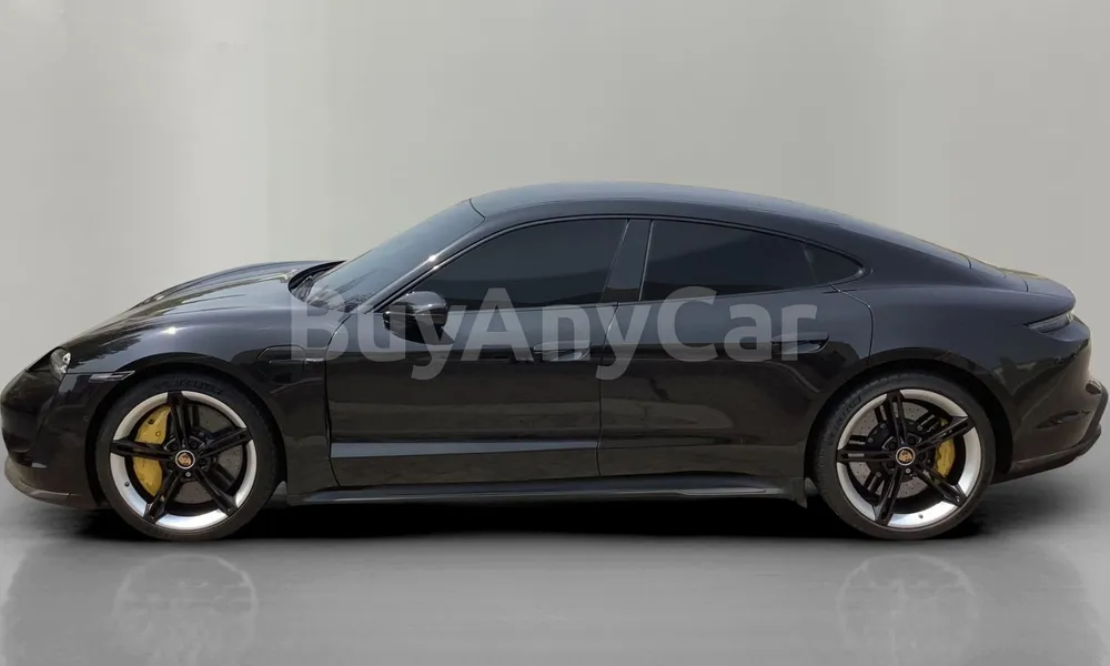 Vehicle photo 4