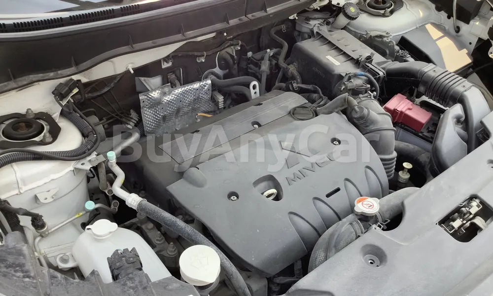 Vehicle photo 5