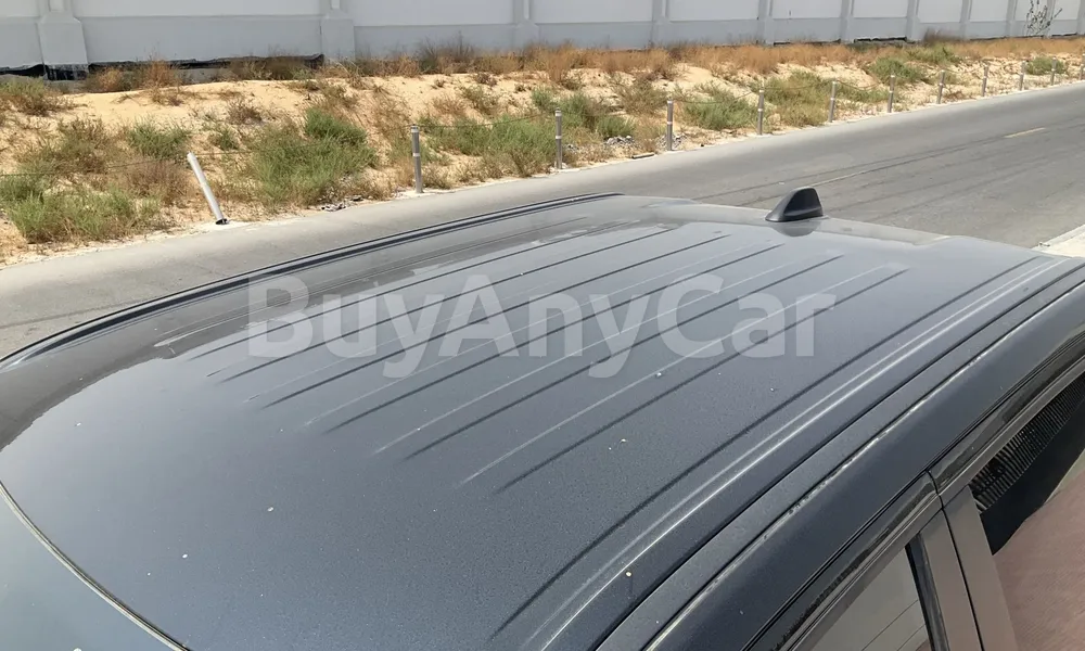 Vehicle photo 5