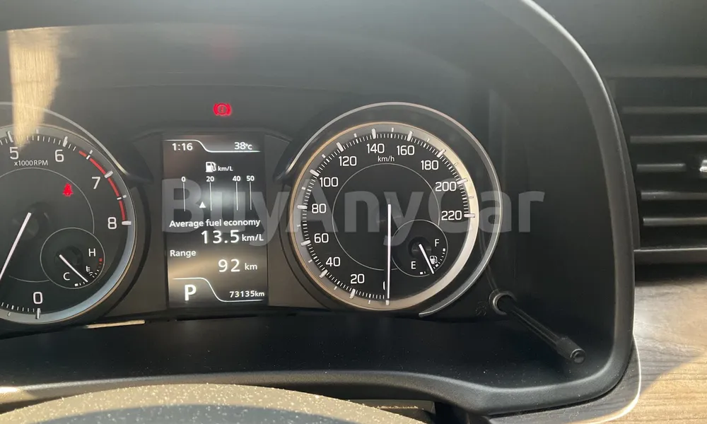 Vehicle photo 7