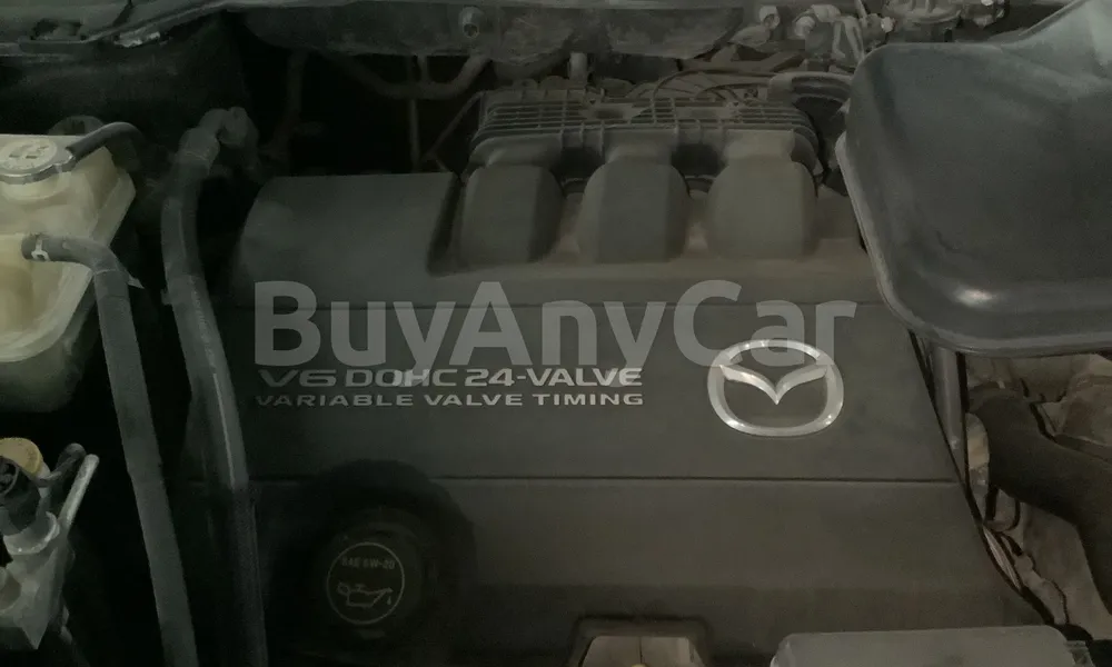 Vehicle photo 5