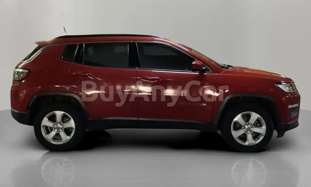 Vehicle photo 3