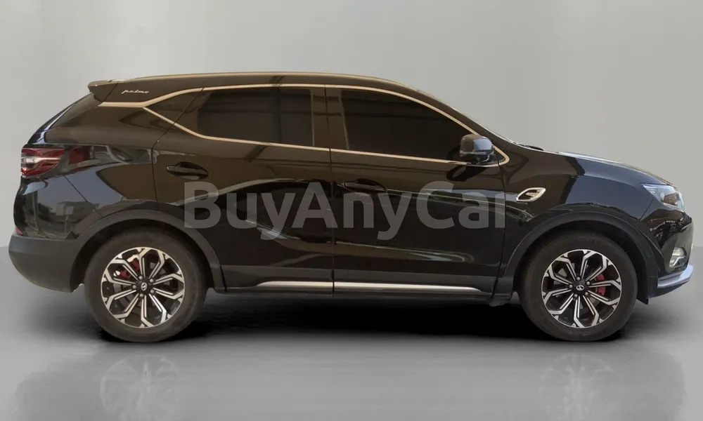 Vehicle photo 3