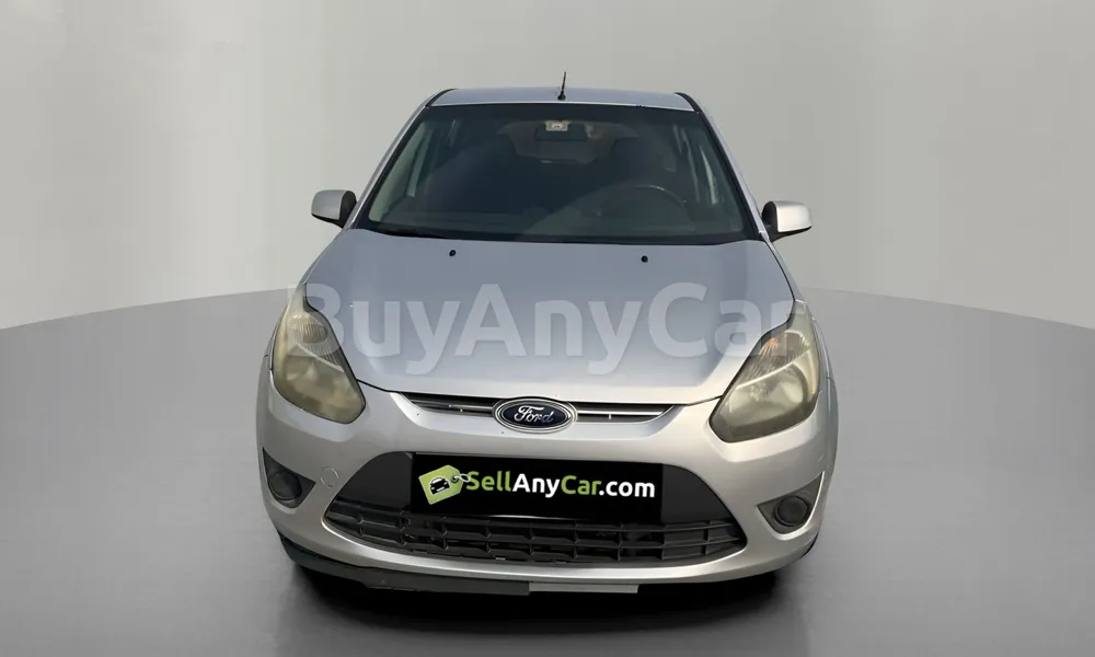 Vehicle photo 1