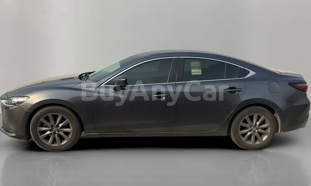 Vehicle photo 4
