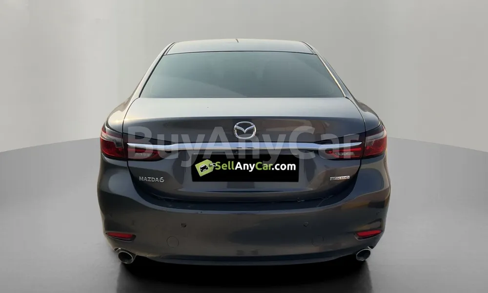 Vehicle photo 2