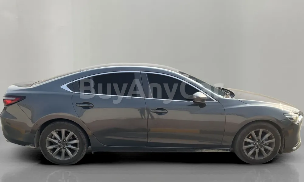 Vehicle photo 3