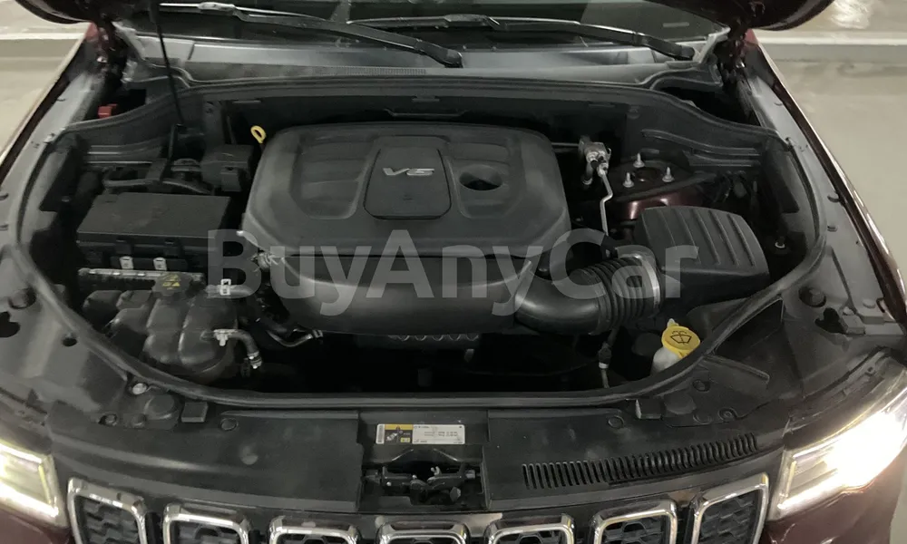 Vehicle photo 6