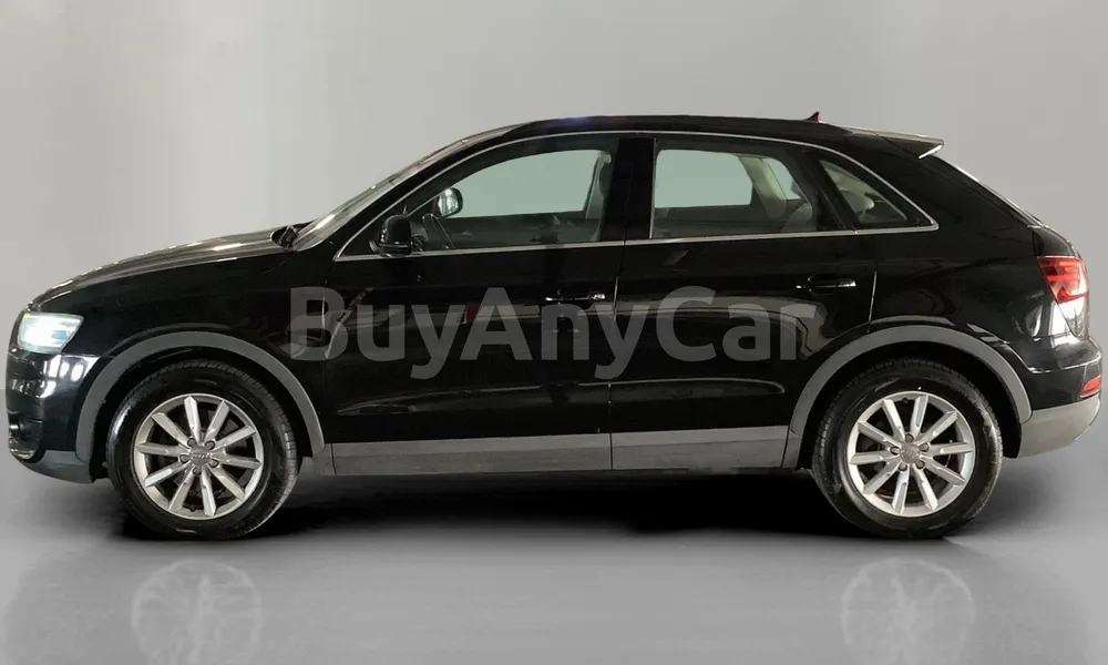 Vehicle photo 6