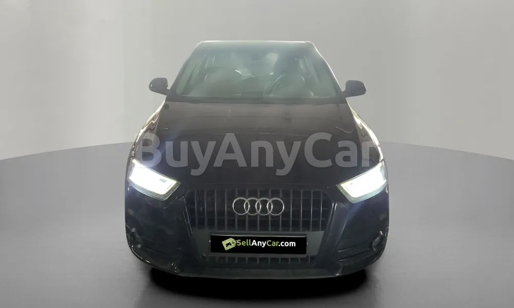 Vehicle photo 1