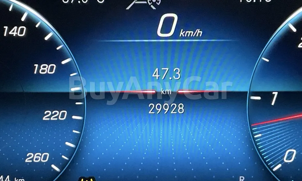 Vehicle photo 9
