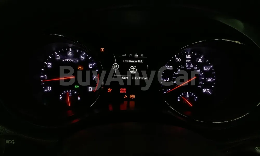 Vehicle photo 5