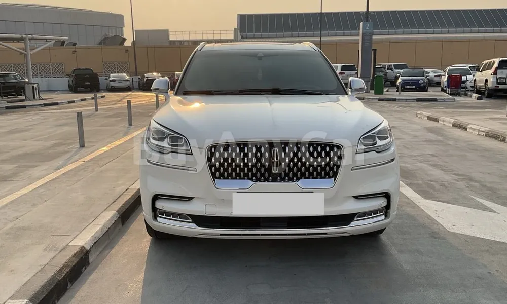 Vehicle photo 1