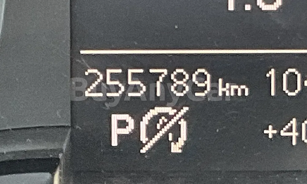 Vehicle photo 7