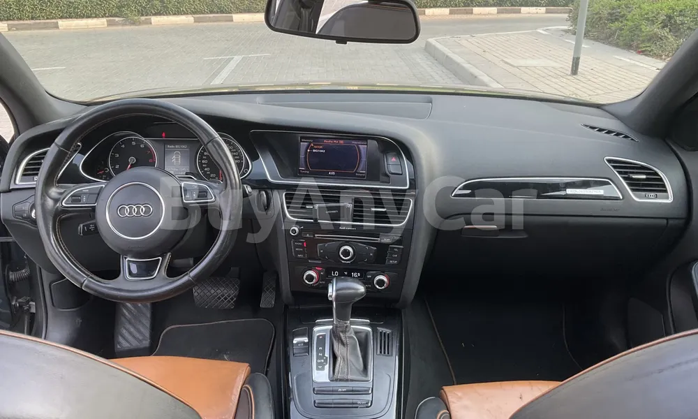 Vehicle photo 8