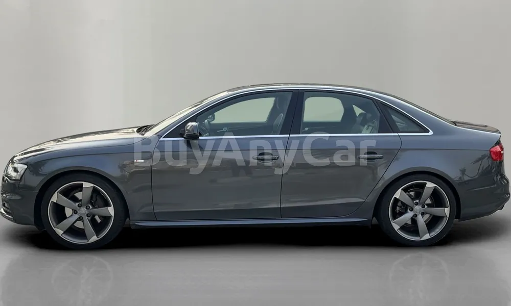 Vehicle photo 5