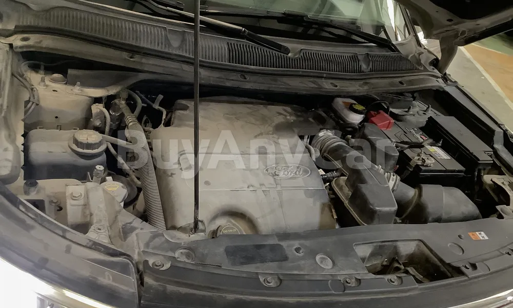 Vehicle photo 7