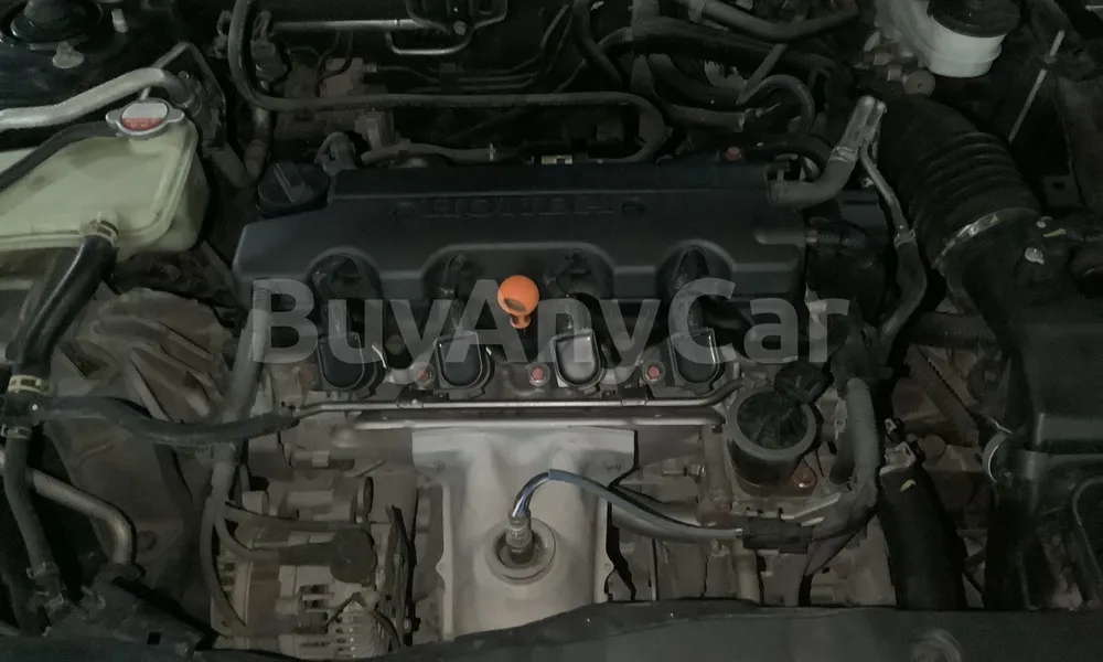 Vehicle photo 6
