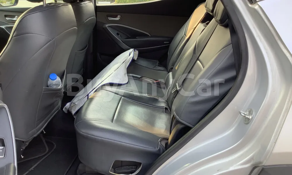 Vehicle photo 9