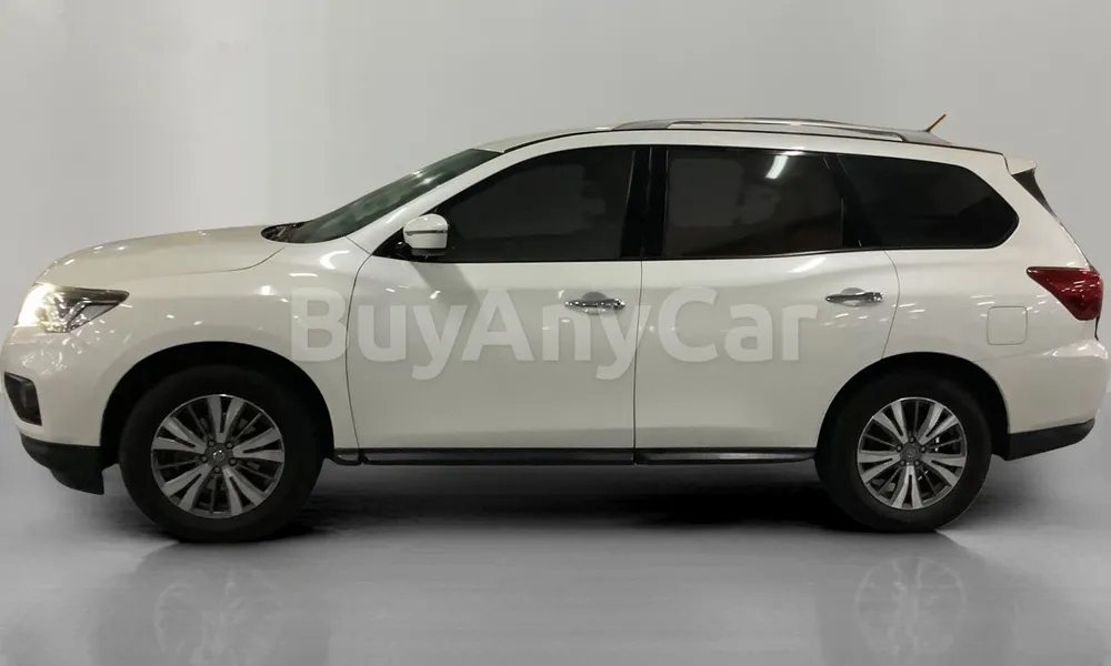 Vehicle photo 5