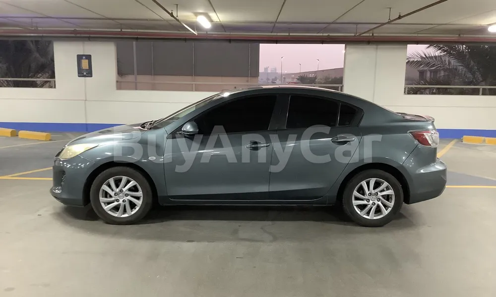 Vehicle photo 4