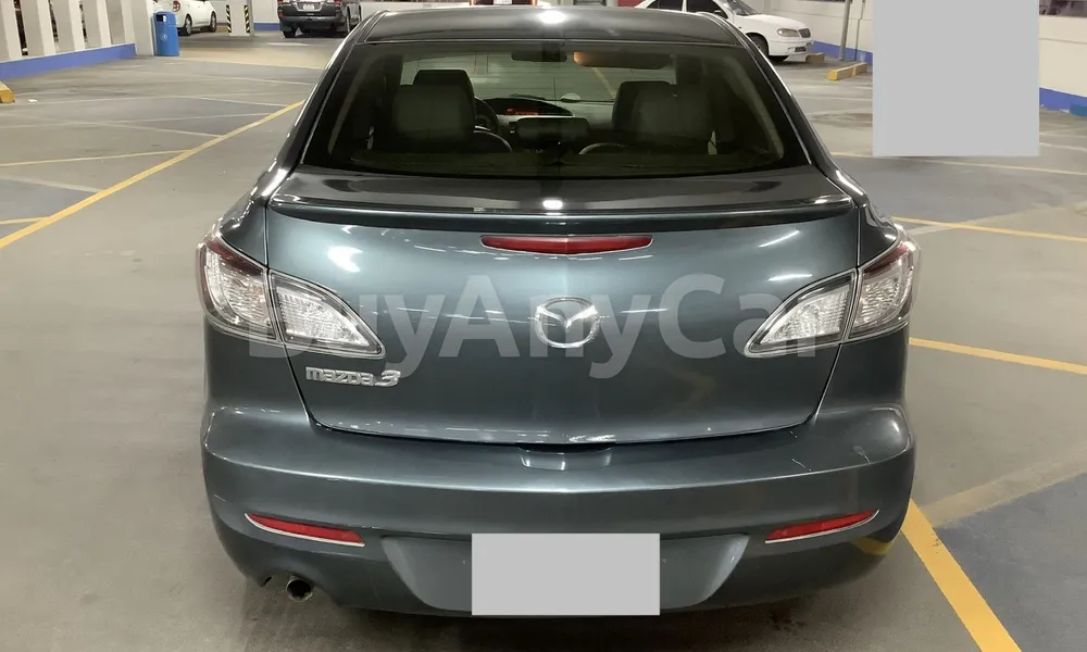 Vehicle photo 2