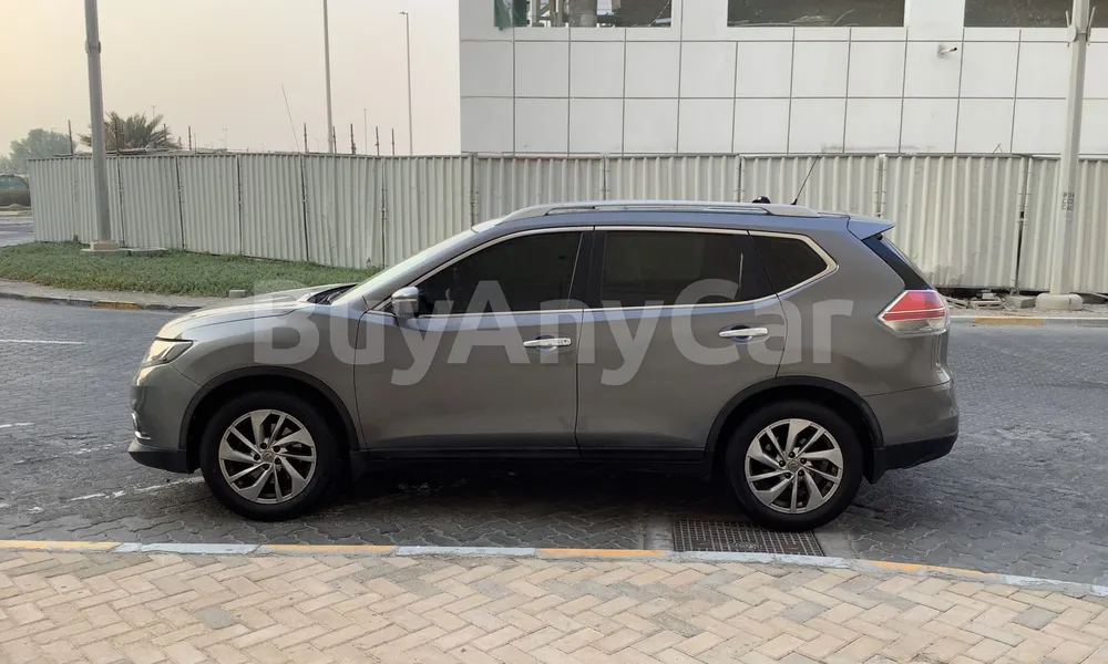 Vehicle photo 4
