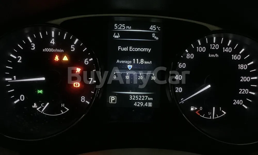 Vehicle photo 6