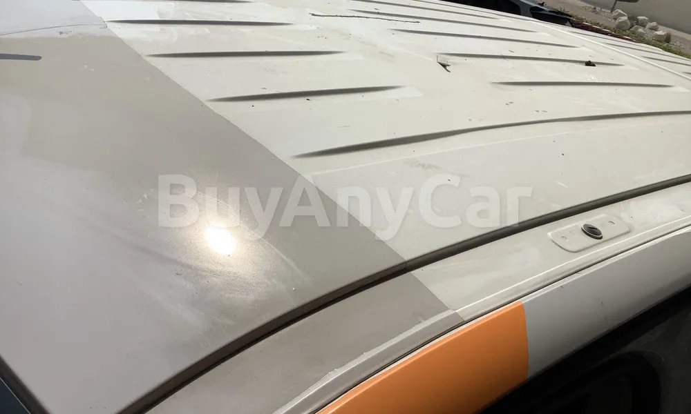Vehicle photo 6