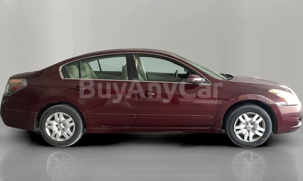 Vehicle photo 4
