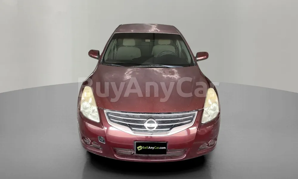 Vehicle photo 2