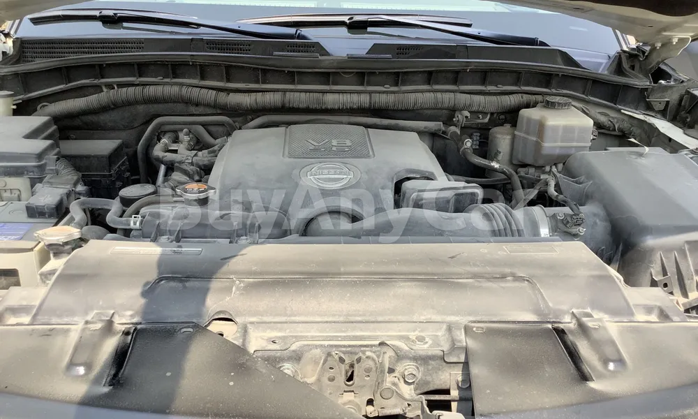 Vehicle photo 6